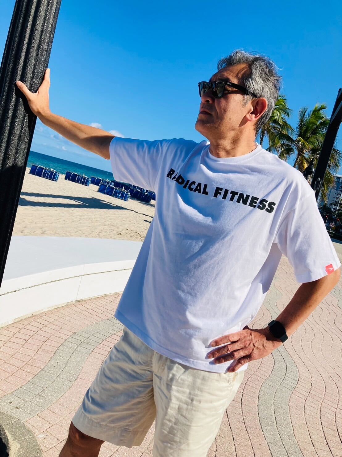 RADICALビッグTシャツ<ホワイト>