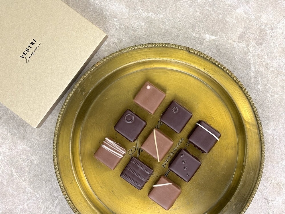 順次発送：2026商品＞コレツィオーネ9 | VESTRI Emozioni | VESTRI