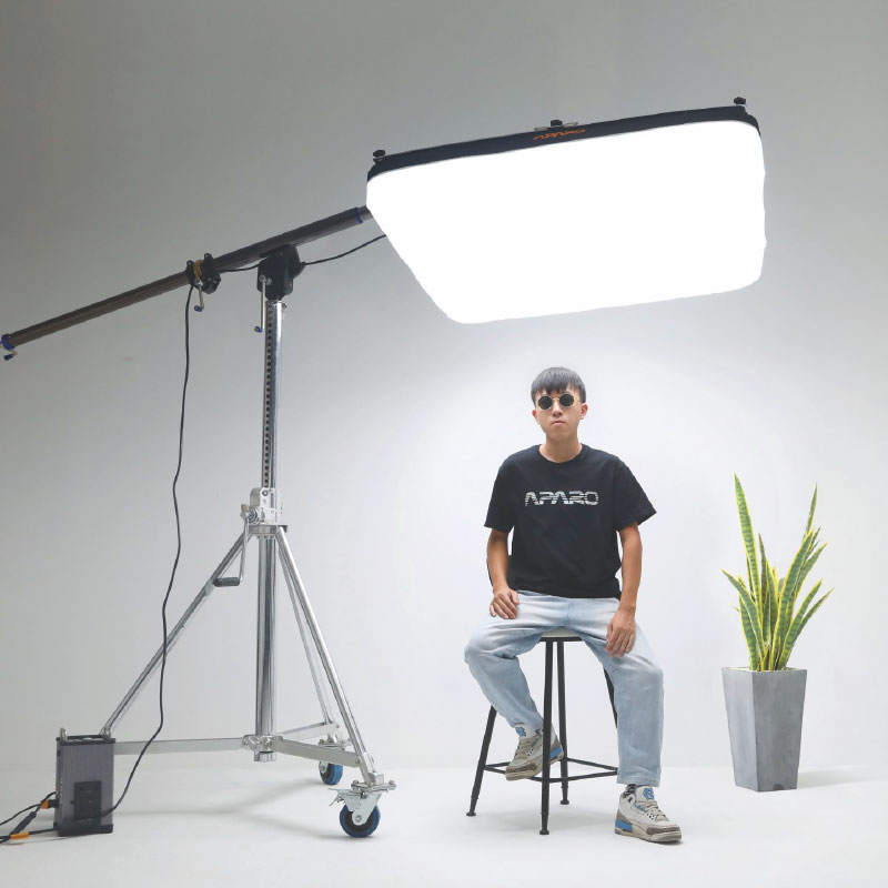 【取り寄せ品】APARO RADI バイカラーエアーライト680W BI-COLOR AIR LIGHT 680W