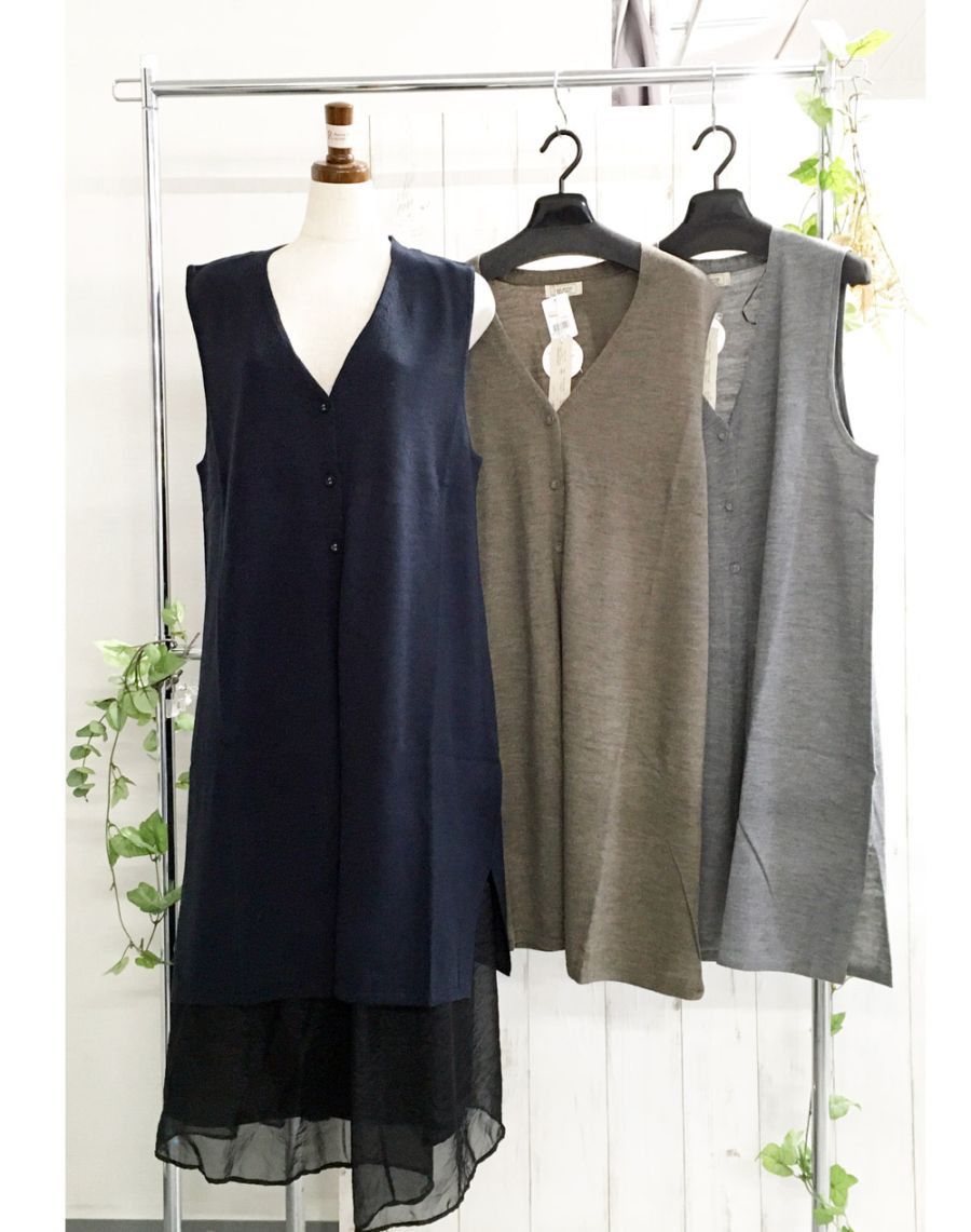 P000 くるみ釦ロングベスト（F2KA-720500）