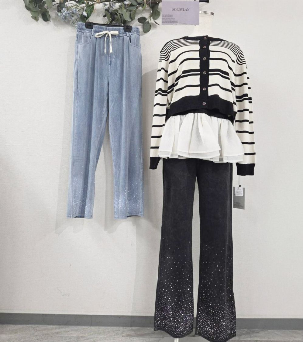 P000【SOLDYLAN】 裾上りグラデ ビジュー付き デニムパンツ（F2KA-A20517）