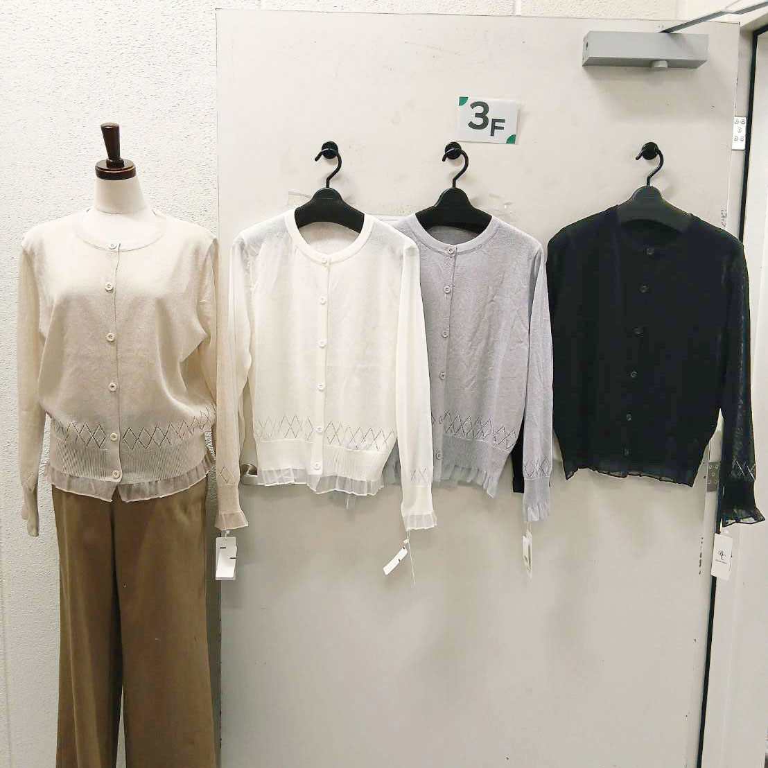 P000 裾フリルデザインカーディガン （F3Y-4325111）