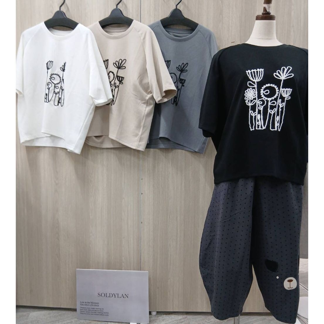 P000【SOLDYLAN】刺しゅう ラグラン袖PO（F5-26009）