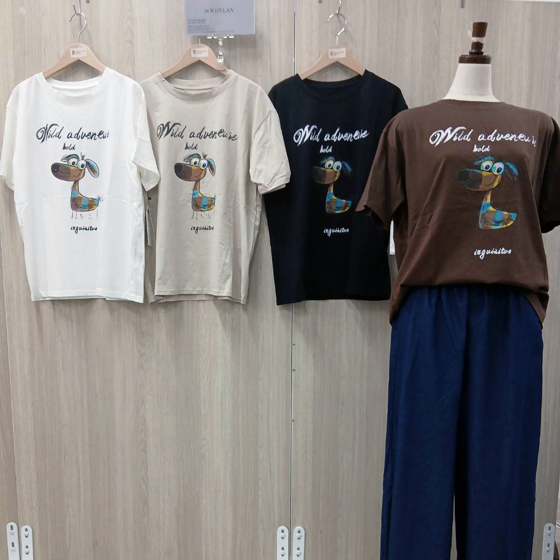 【SOLDYLAN】アート系いぬ柄 Tシャツ 