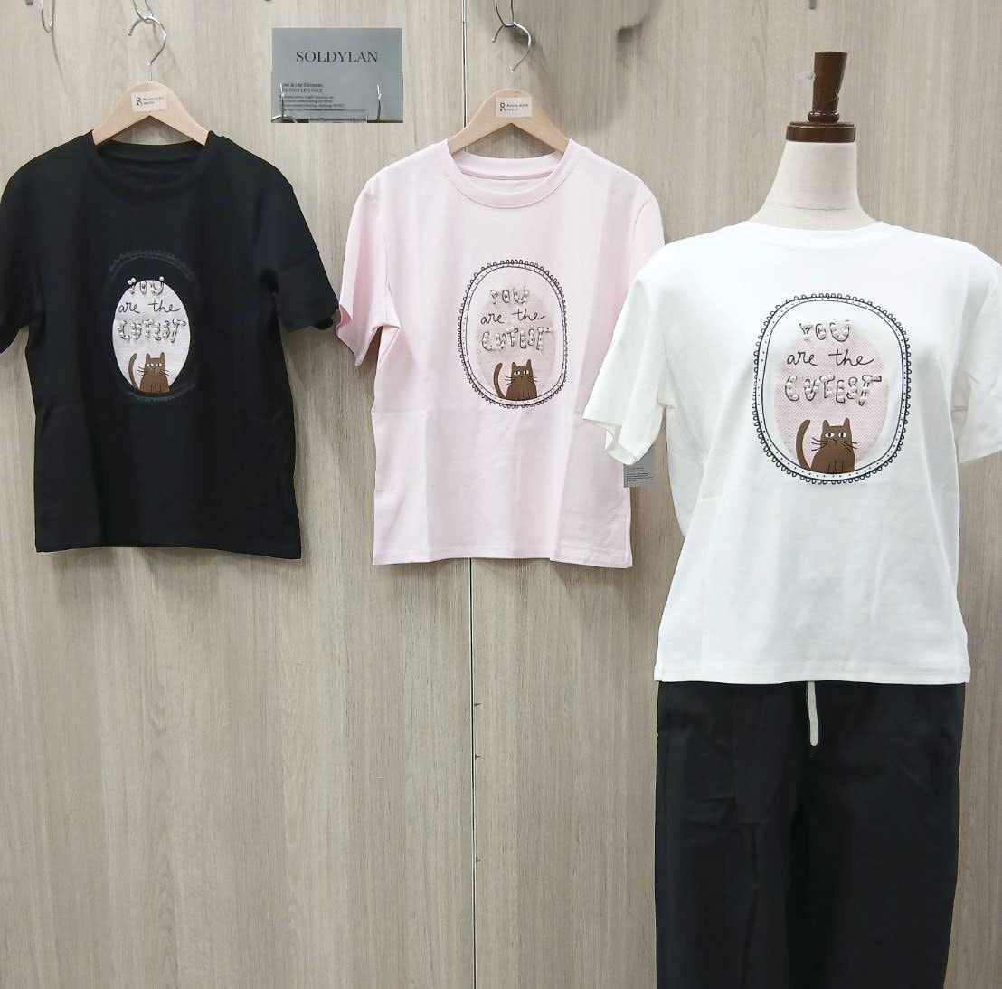 P000【SOLDYLAN】パール付き ねこPt Tシャツ（F5-25674）