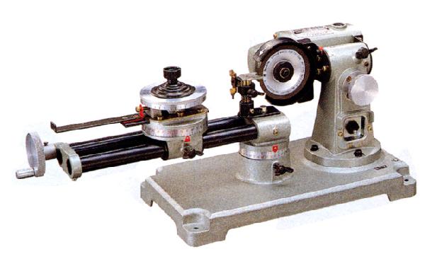 マキタ 9803 チップソー研磨機【野田愛宕店】【店頭取引限定】【中古