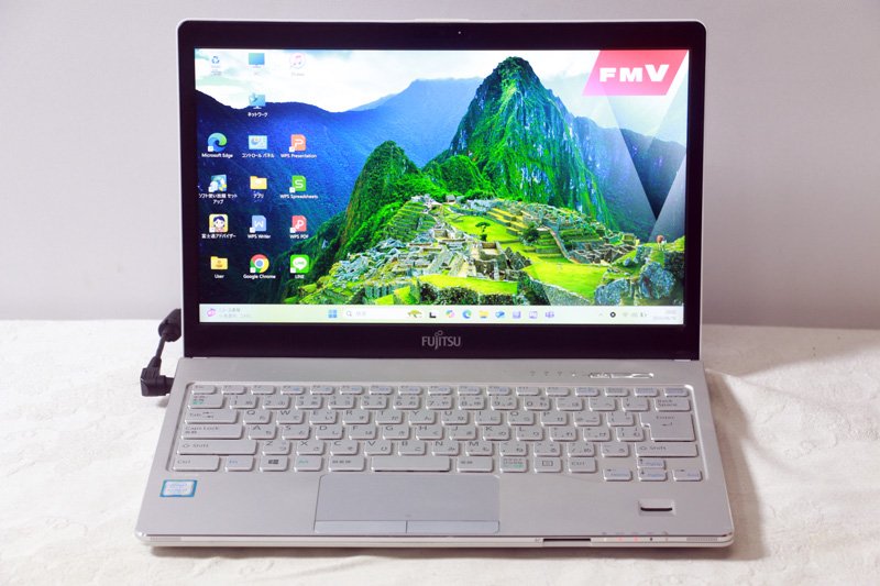 ノートパソコン 富士通 LIFEBOOK WS1/B1 FMVWB1S17 Core i7 7500U 2.7