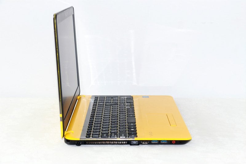 VAIO VJC151C11N 16GB ストレージ無 VAIO VJC151C11N 16GB ストレージ無