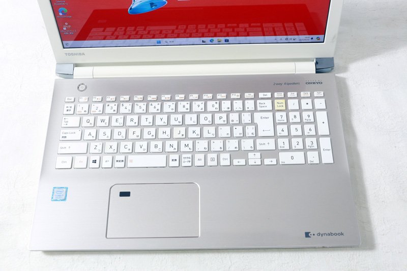 ノートパソコン Dynabook AZ65/GGSD Core i7 8550U 1.8GHz 16GB