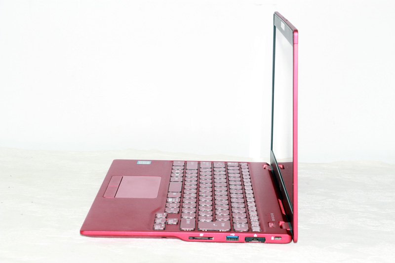 その他ノートPC本体 lifebook FMVWD2U27 富士通（FUJITSU） ノートパソコン office付き 新品 同様 FMV LIFEBOOK