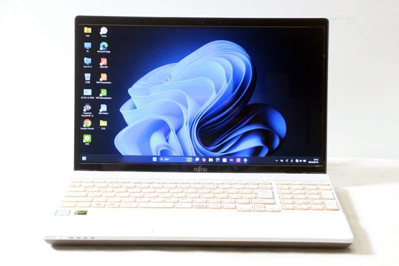 富士通 LIFEBOOK WA3/D1 FMVWD1A37B　Ci7 Win11 ノートパソコン 富士通 FMV LIFEBOOK WA3/D1 FMVWD1A37W Core i7 8565U
