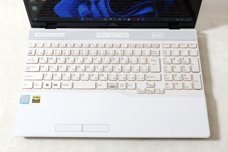 ノートパソコン 富士通 FMV LIFEBOOK WA3/D1 FMVWD1A37W Core i7 8565U