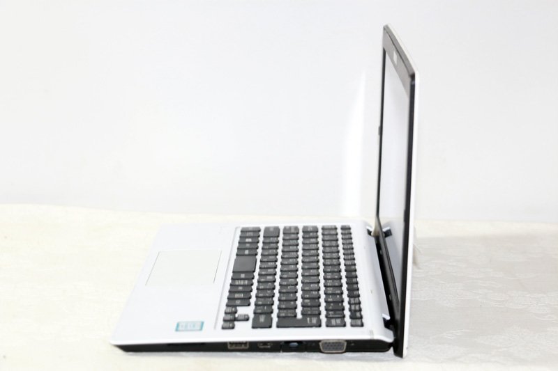 ノートパソコン VAIO S11 VJS111D12N Core i5 6200U 2.3GHz 4GB