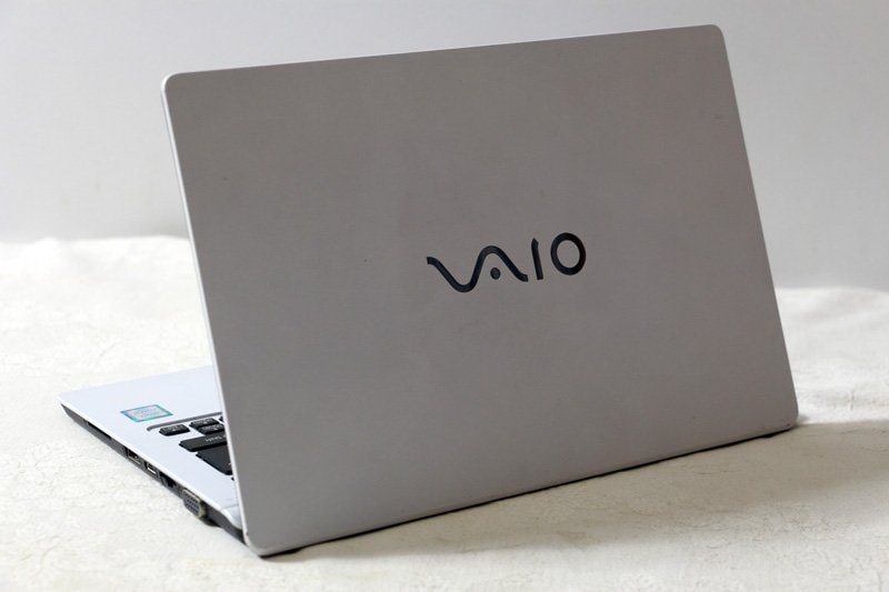 ノートパソコン VAIO S11 VJS111D12N Core i5 6200U 2.3GHz 4GB