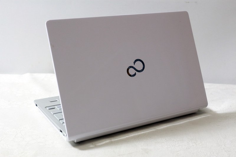 ノートパソコン 富士通 FMV LIFEBOOK SH75/W FMVS75WWP Core i5 6200U