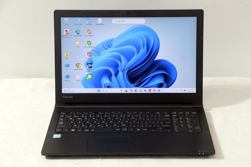 ノートパソコン dynabook EZ55/LBSD Core i7 8550U 1.8GHz 8GB