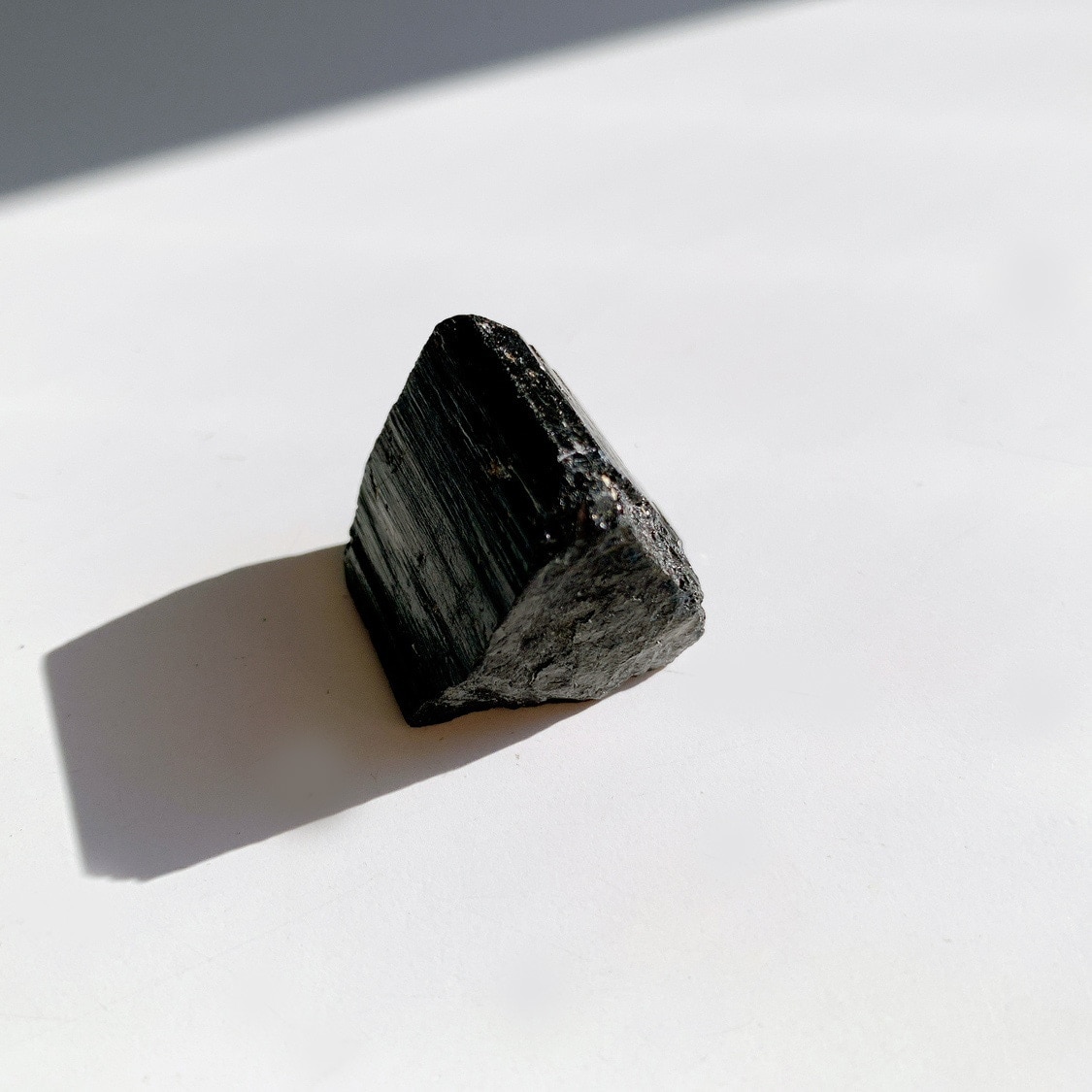 ブラックトルマリン 原石