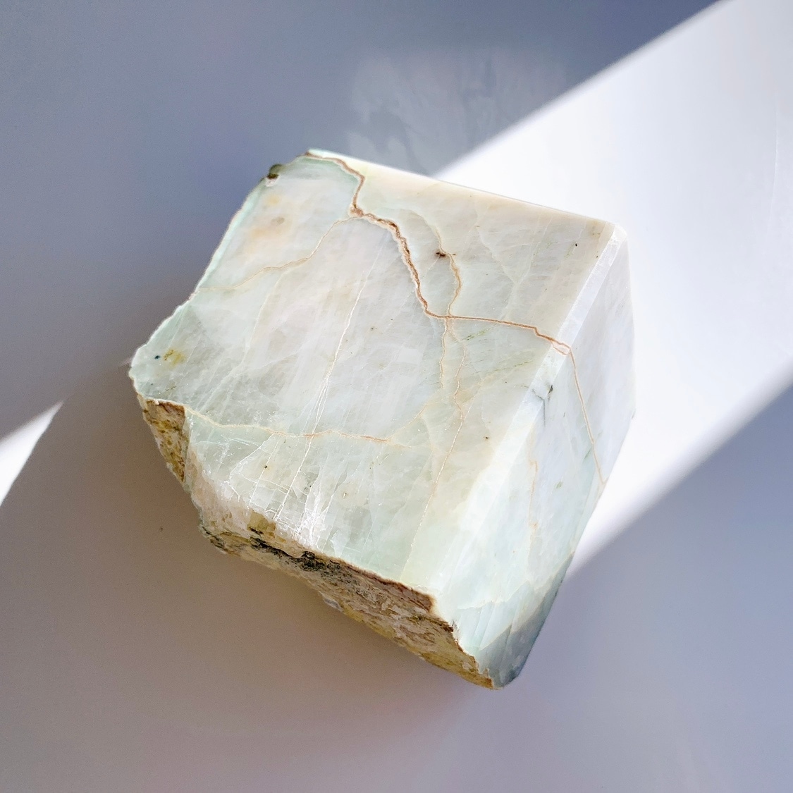 グリーンムーンストーン 原石