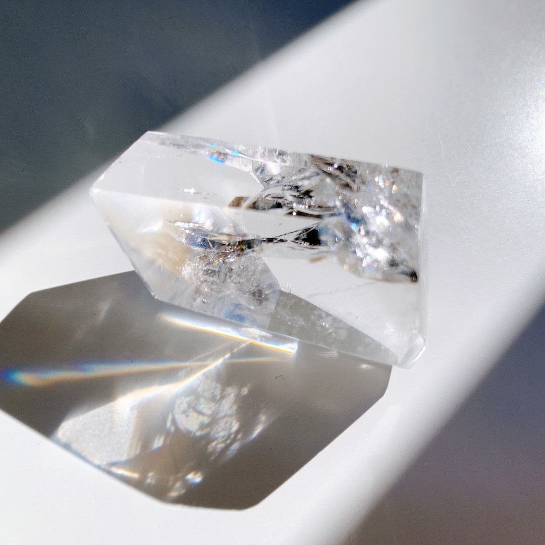 レインボー水晶 ラフカットポリッシュ