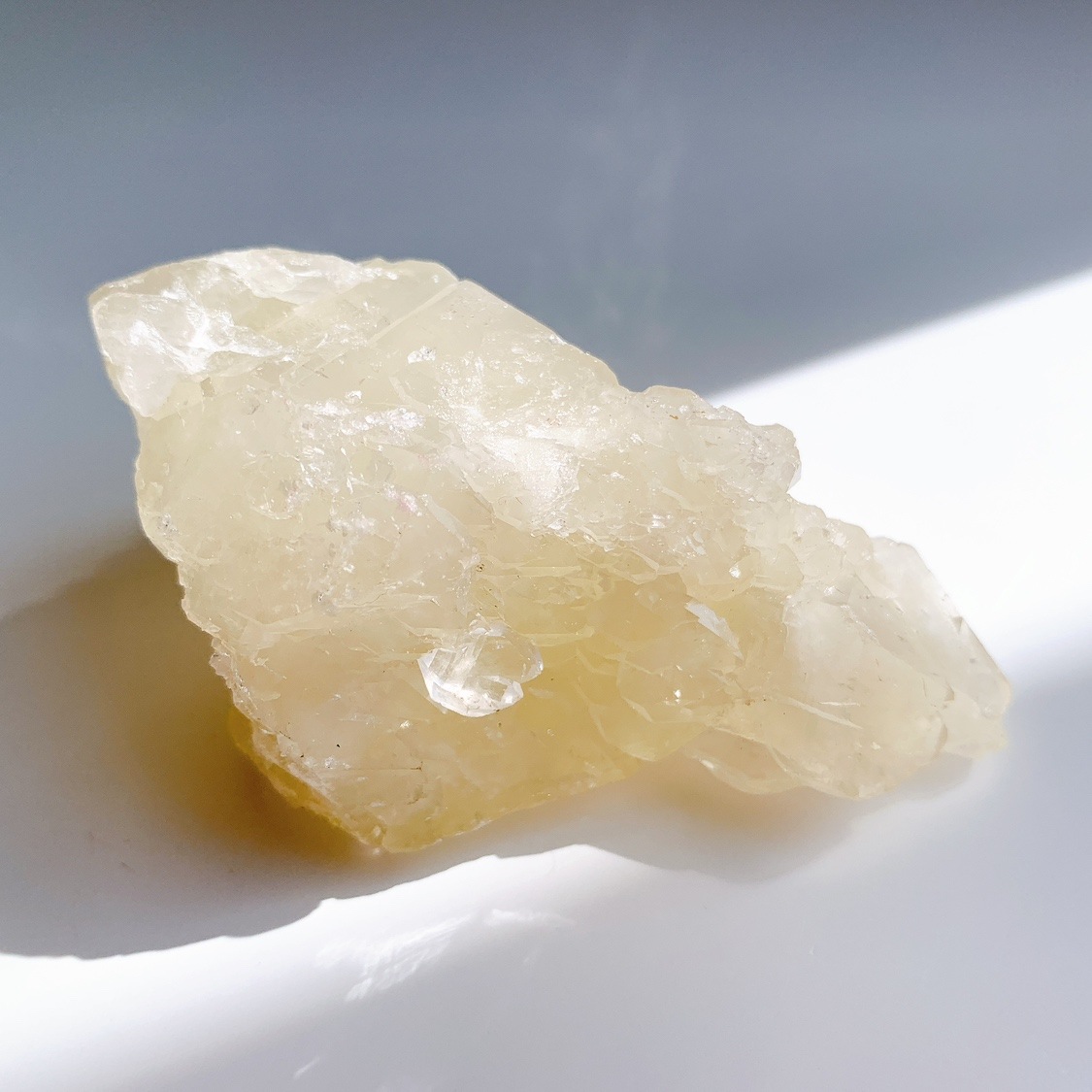 レモンクォーツ結晶 レモンクォーツ〈硫黄水晶/レモン水晶〉】/玉size(約9.5㎜〜約10