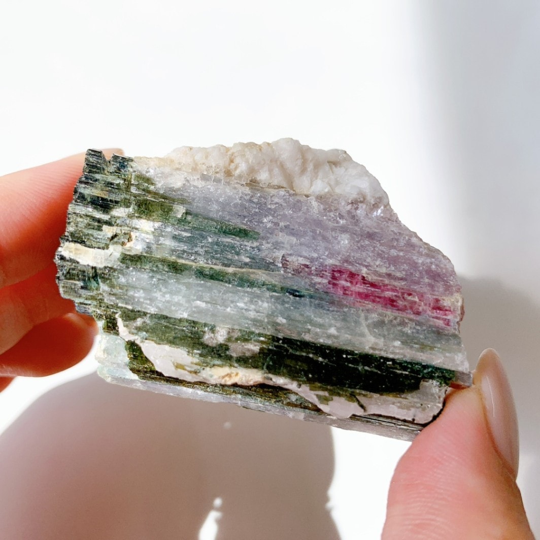 ウォーターメロントルマリンwithアルバイト 原石