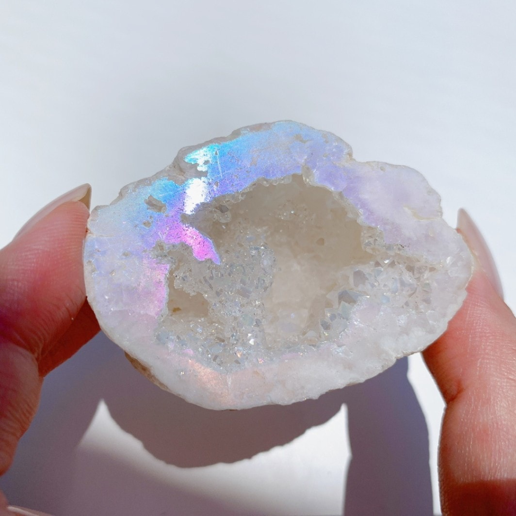 オーロラ水晶 ジオード