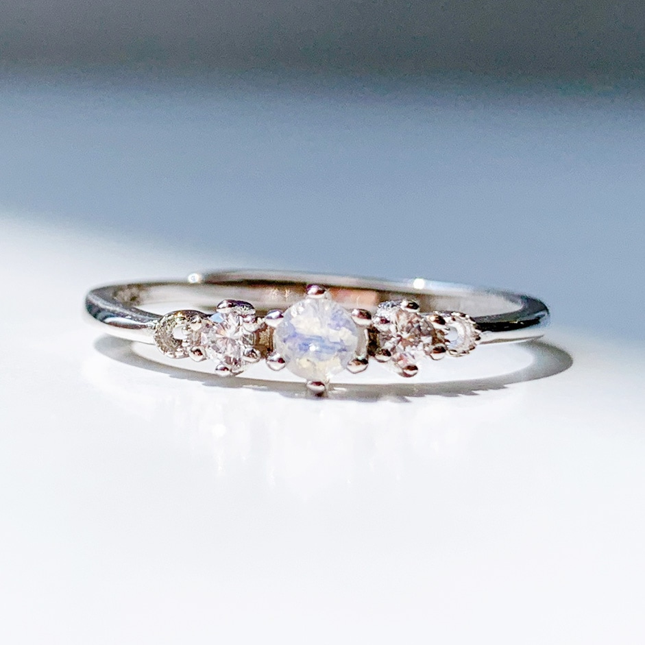 シルバーリング フリーサイズ ブルームーンストーン