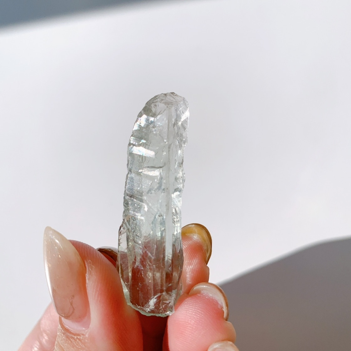 プラシオライト(グリーンアメジスト) 原石