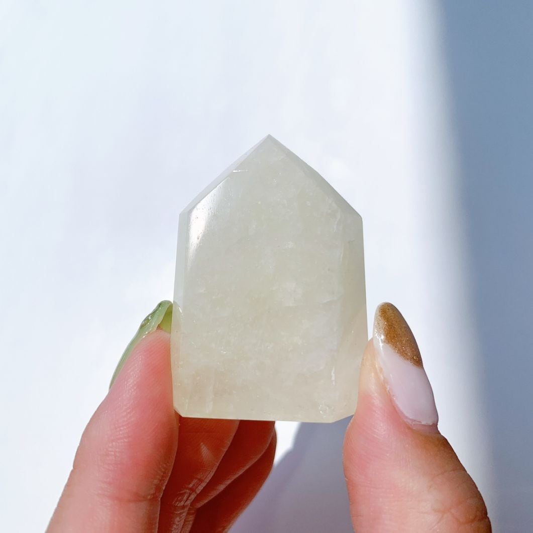 レモンクォーツ（サルファ入り水晶）ポイント