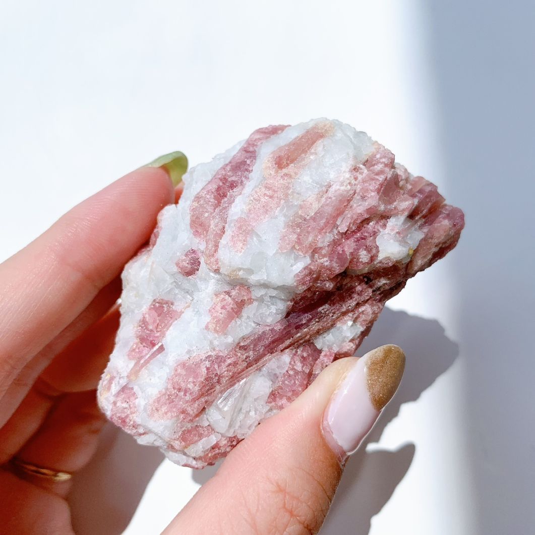 石の意味から選ぶ,無条件の愛・ハートをオープン | Crystals by