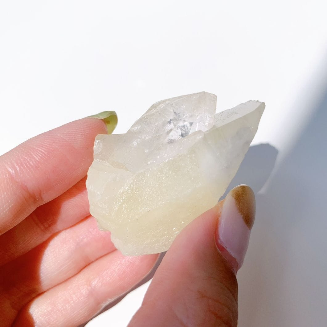 レモンクォーツ（サルファ入り水晶）原石