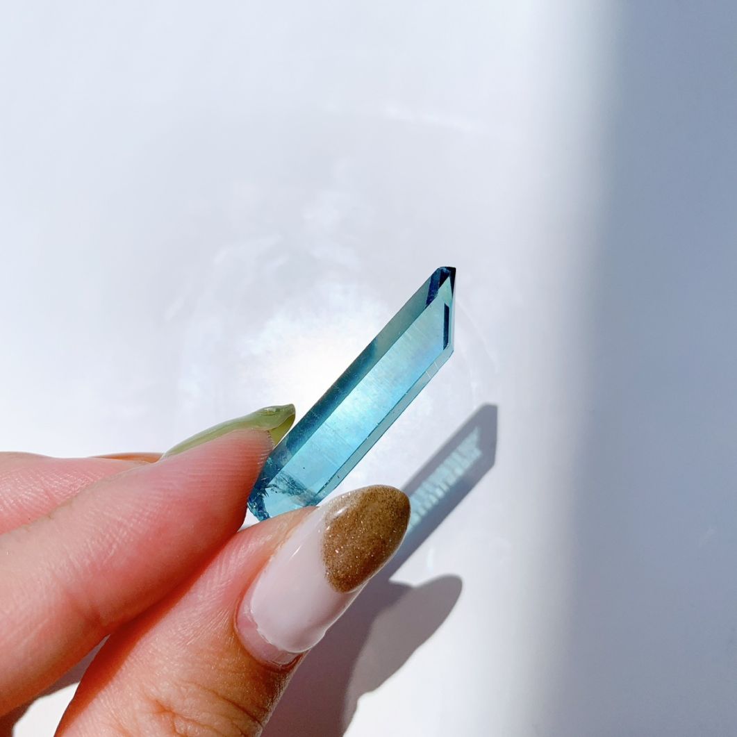 アクアオーラ 原石 ミニ