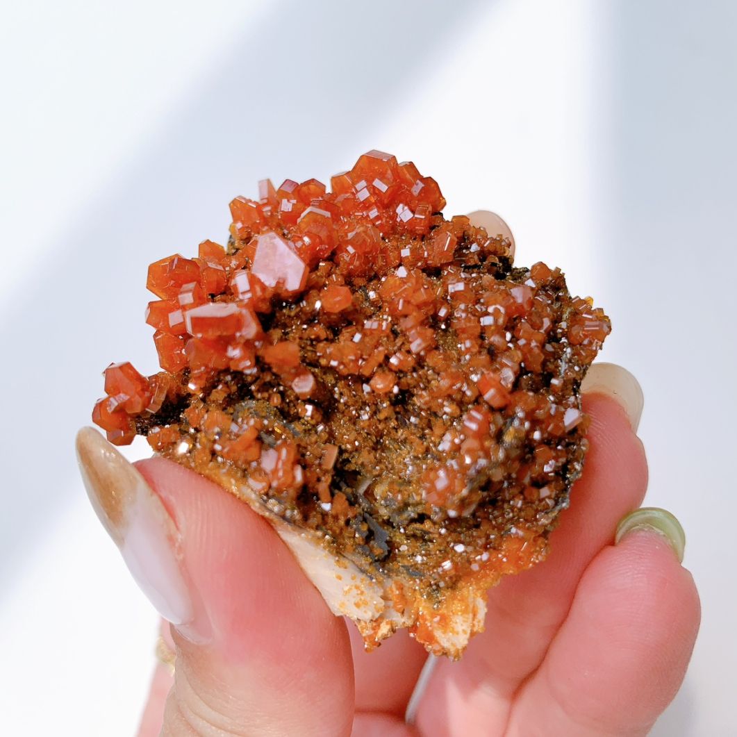 バナジナイト 原石