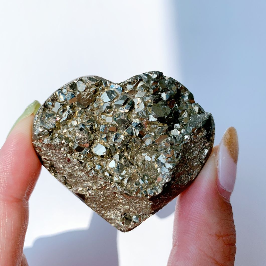 パイライト ハート型