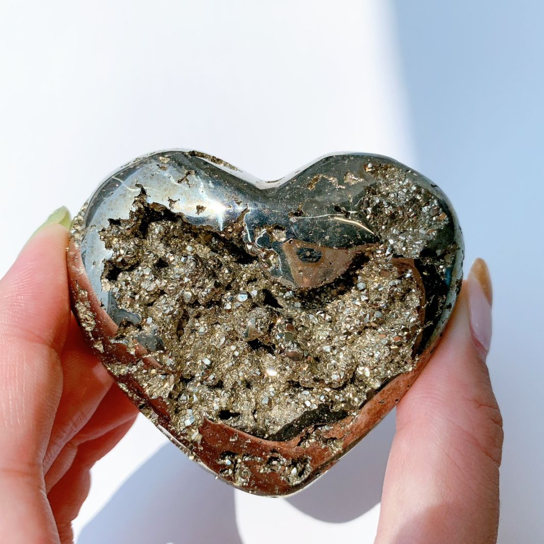 パイライト ハート型