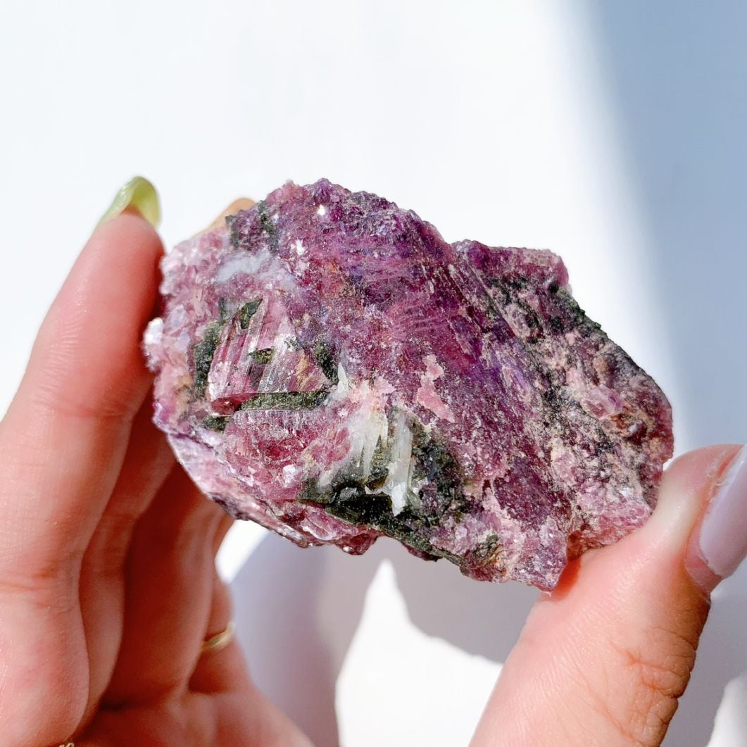 レピドライトwithピンクトルマリン 原石