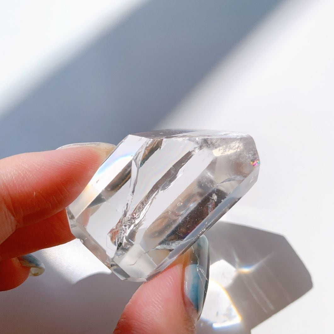 レインボー水晶 ラフカットポリッシュ