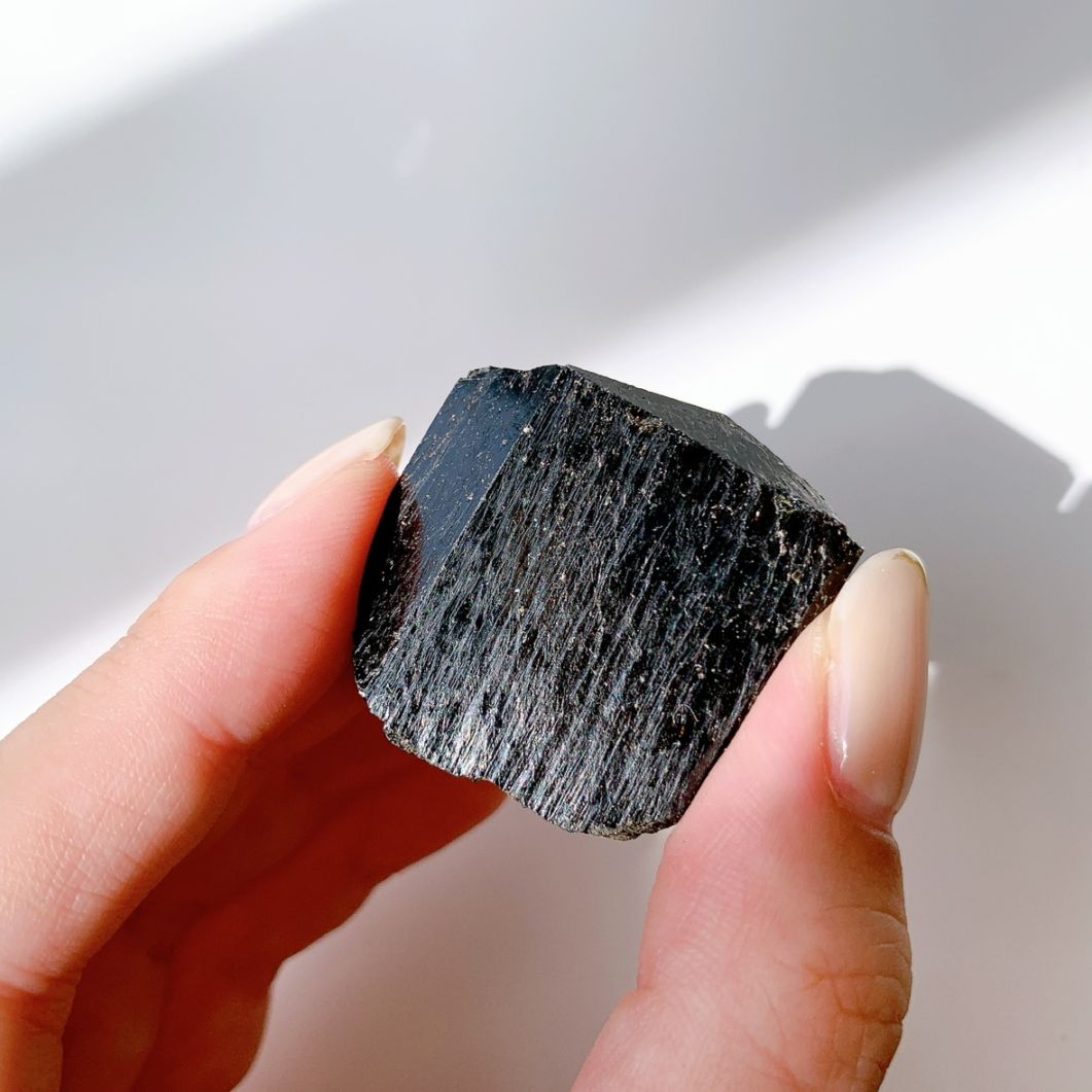 ブラックトルマリン 原石