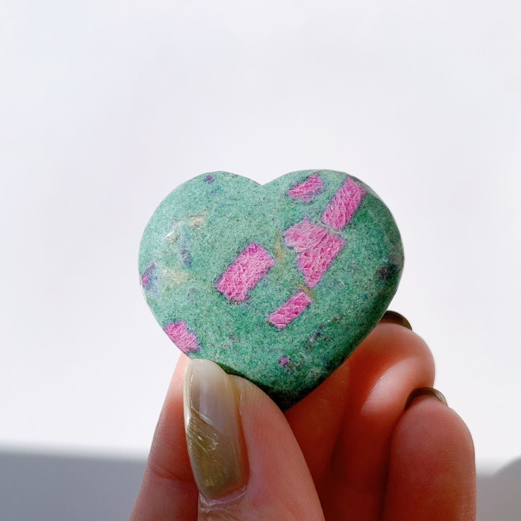 ルビーインフックサイト ハート型 | ハート型 | Crystals by Purely