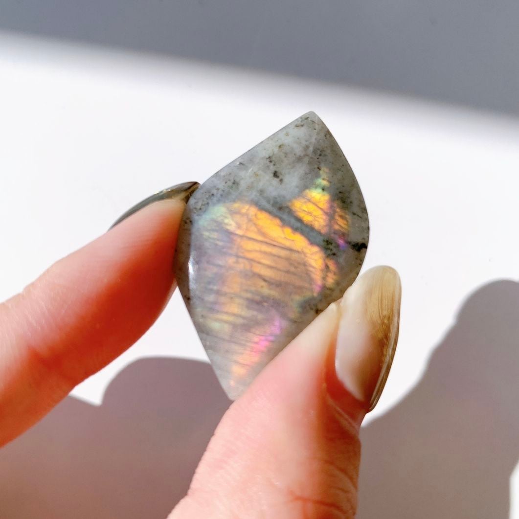 ピンクラブラドライト ポリッシュ