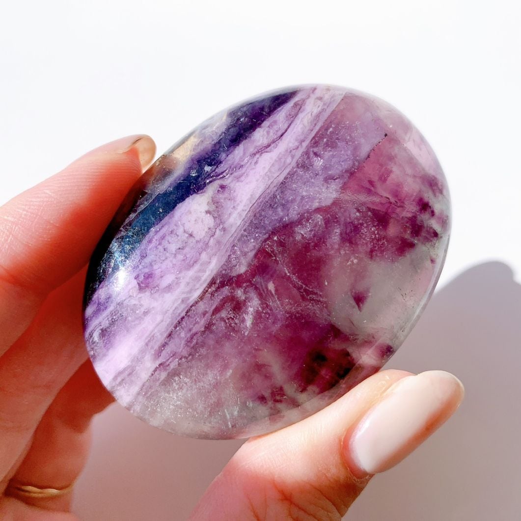 レインボーフローライト にぎり石