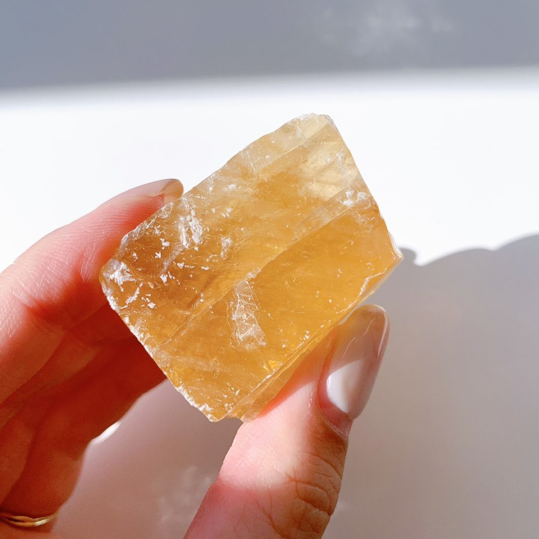 ハニーカルサイト原石ブロック