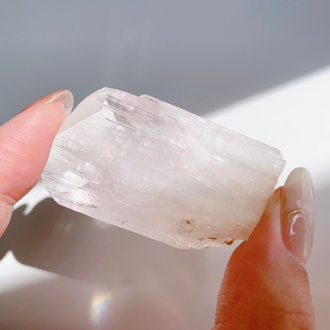 ピンクダンビュライト 原石 | 原石 | Crystals by Purely