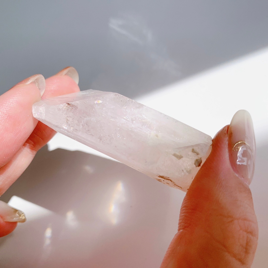 ピンクダンビュライト 原石 | 原石 | Crystals by Purely