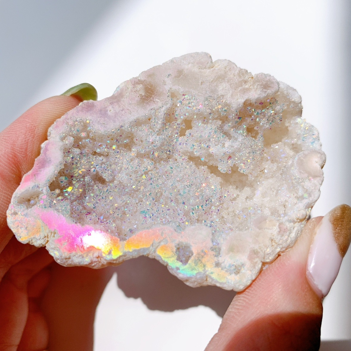 エンジェルオーラ（レインボーオーラ）ジオード | 原石