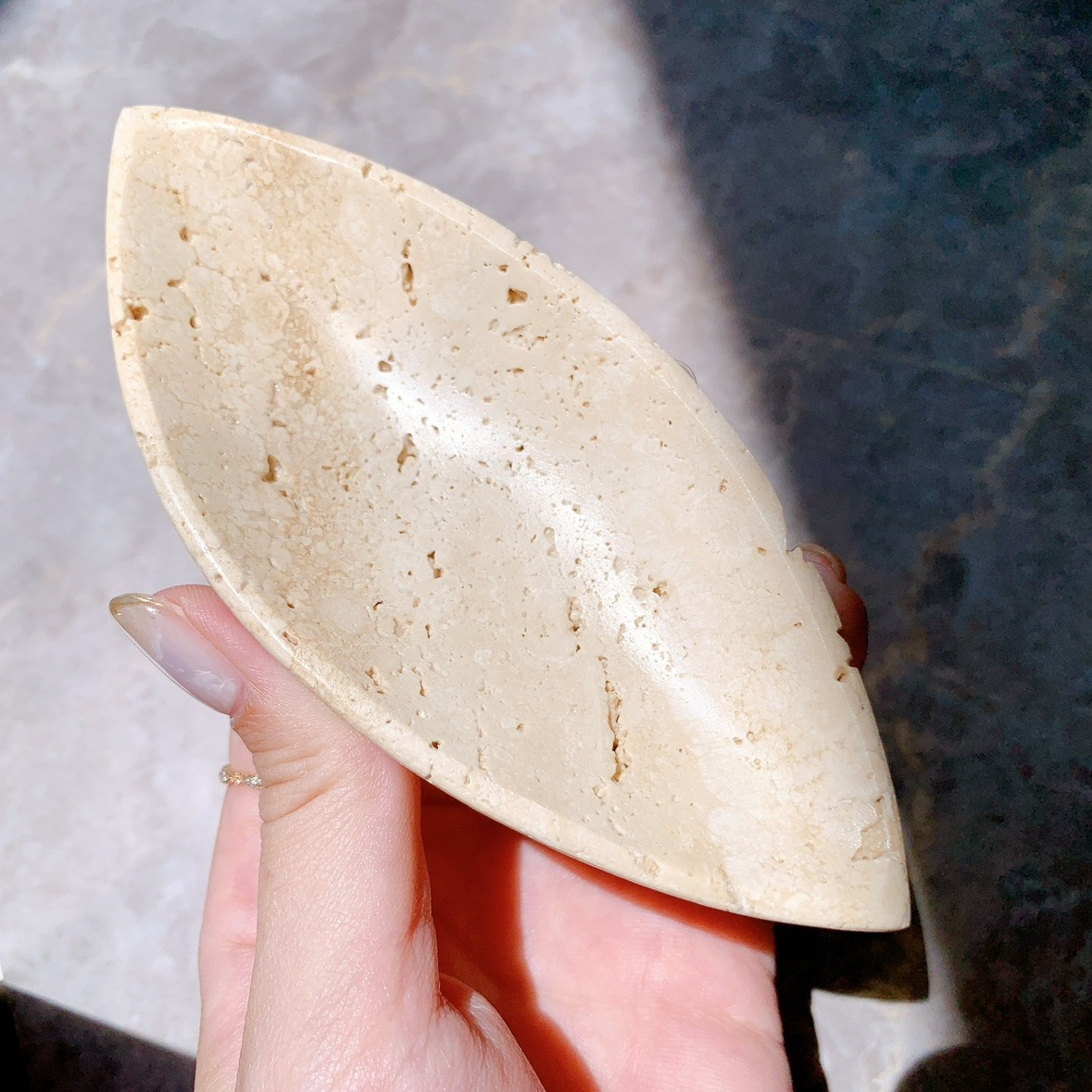 トラバーチン リーフ型 ボウル