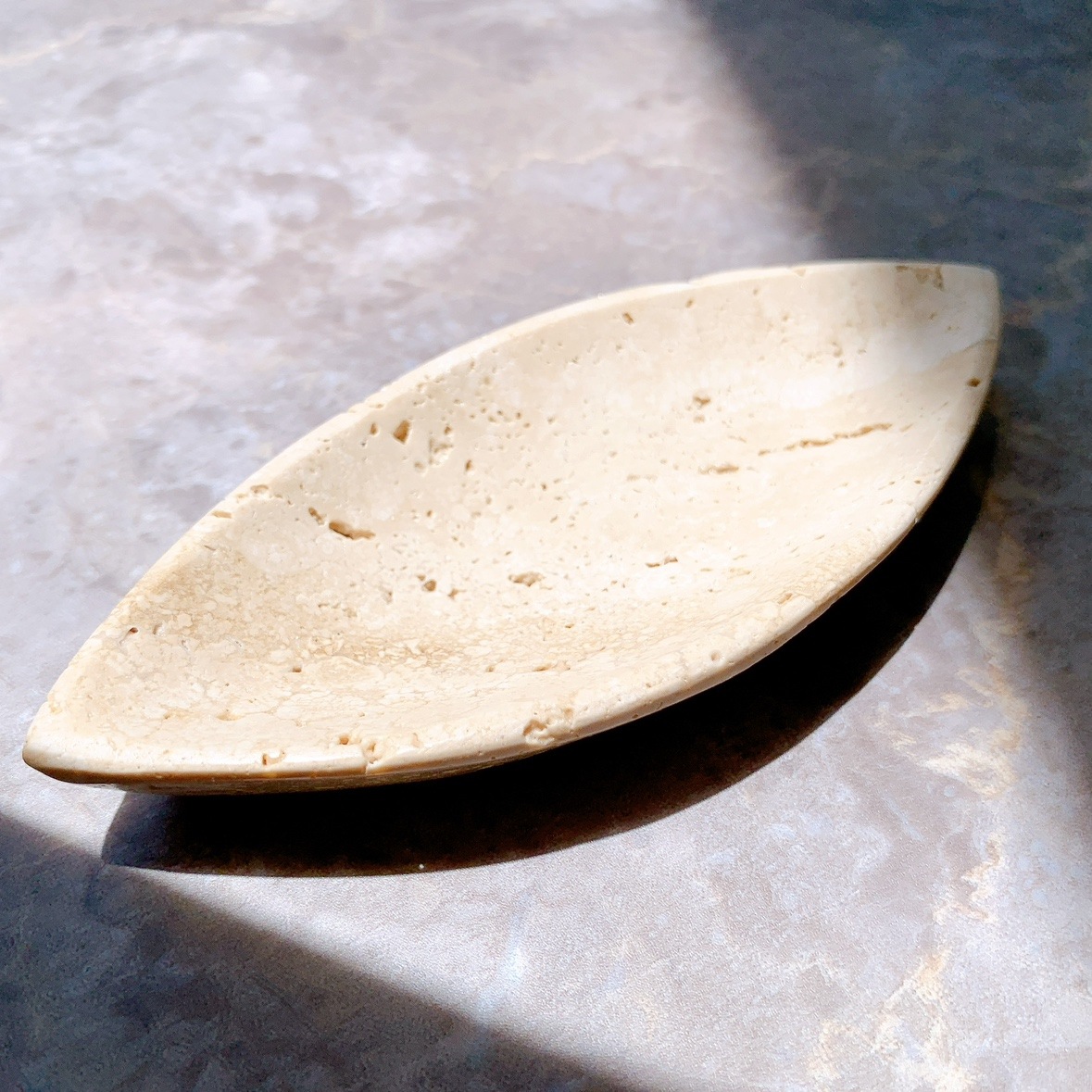 トラバーチン リーフ型 ボウル