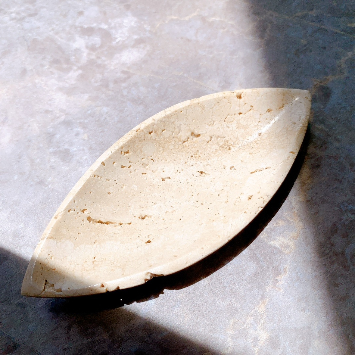 トラバーチン リーフ型 ボウル