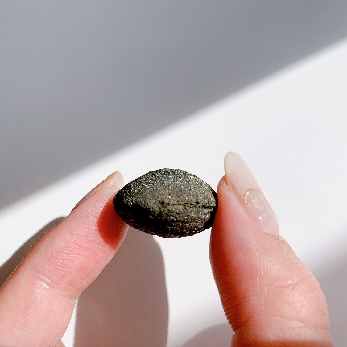 レインボーボージーストーン 証明書付 | 原石 | Crystals by Purely