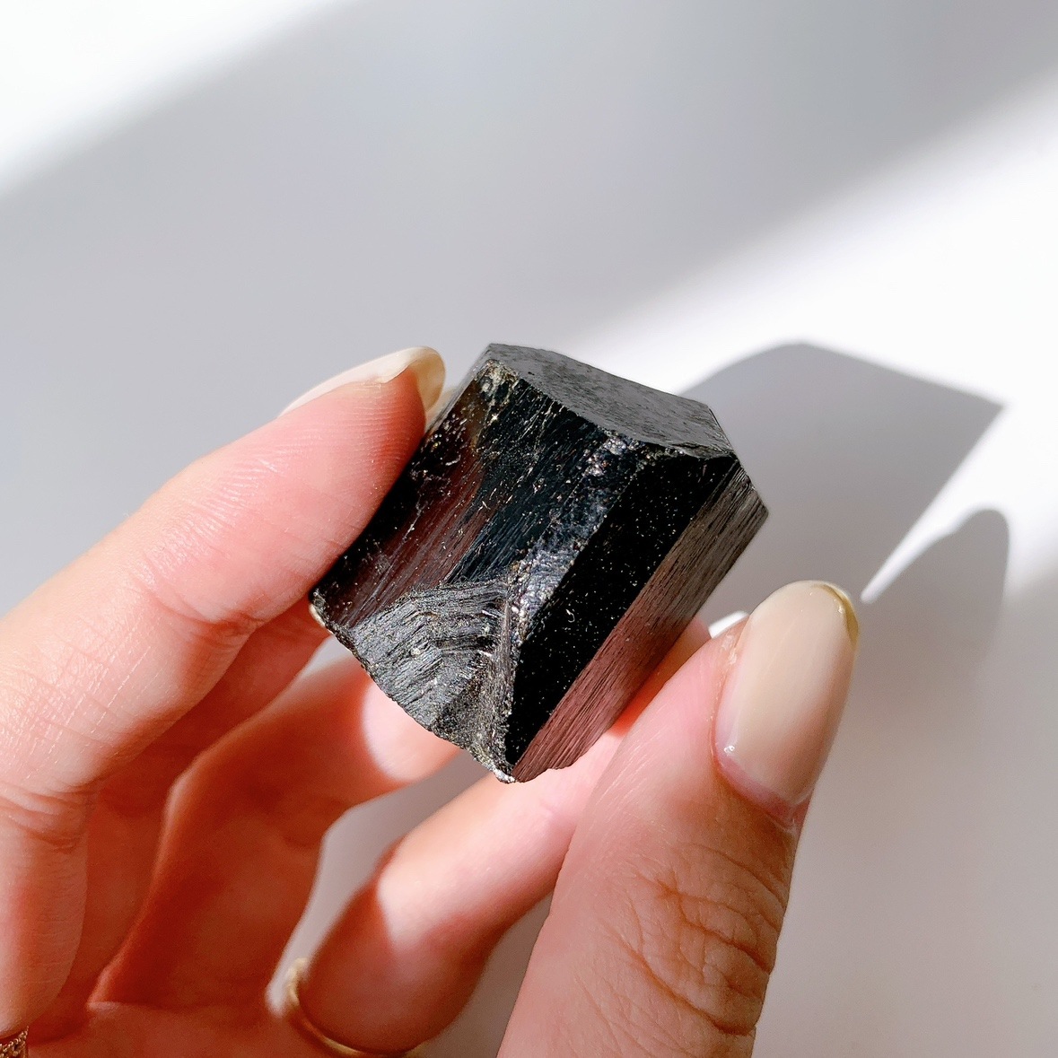 ブラックトルマリン 原石 | 原石 | Crystals by Purely